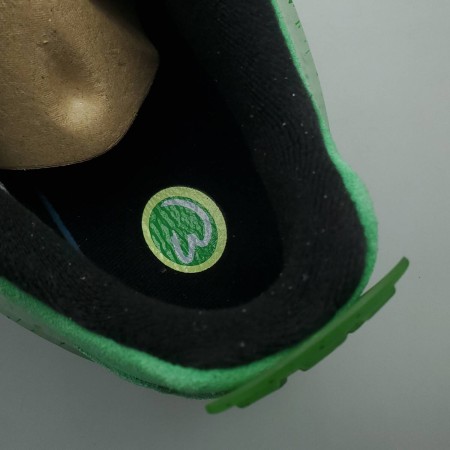 Mark Wahlburg x Air Jordan 4 Retro 'Wahlburgers'