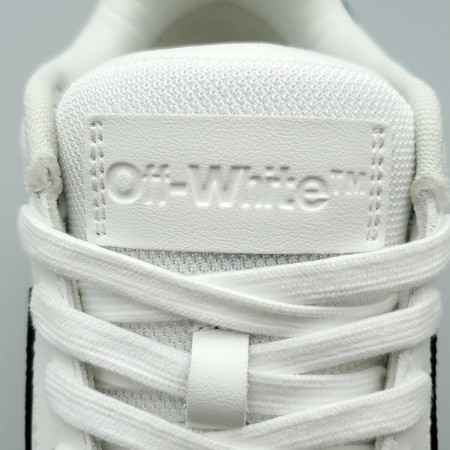 Off-White Out of Office 'White Black'