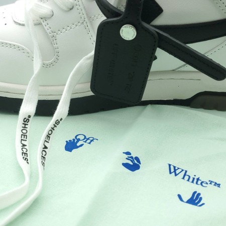 Off-White Out of Office 'White Black'