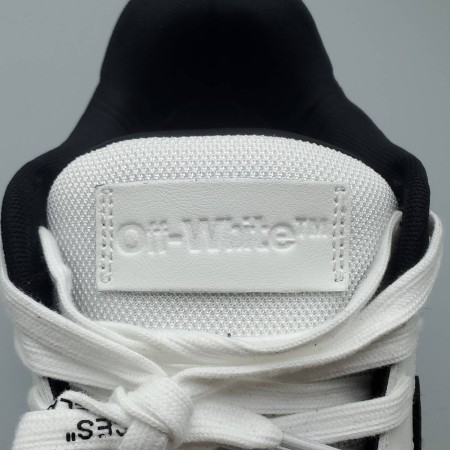 Off-White Out of Office 'Black White'